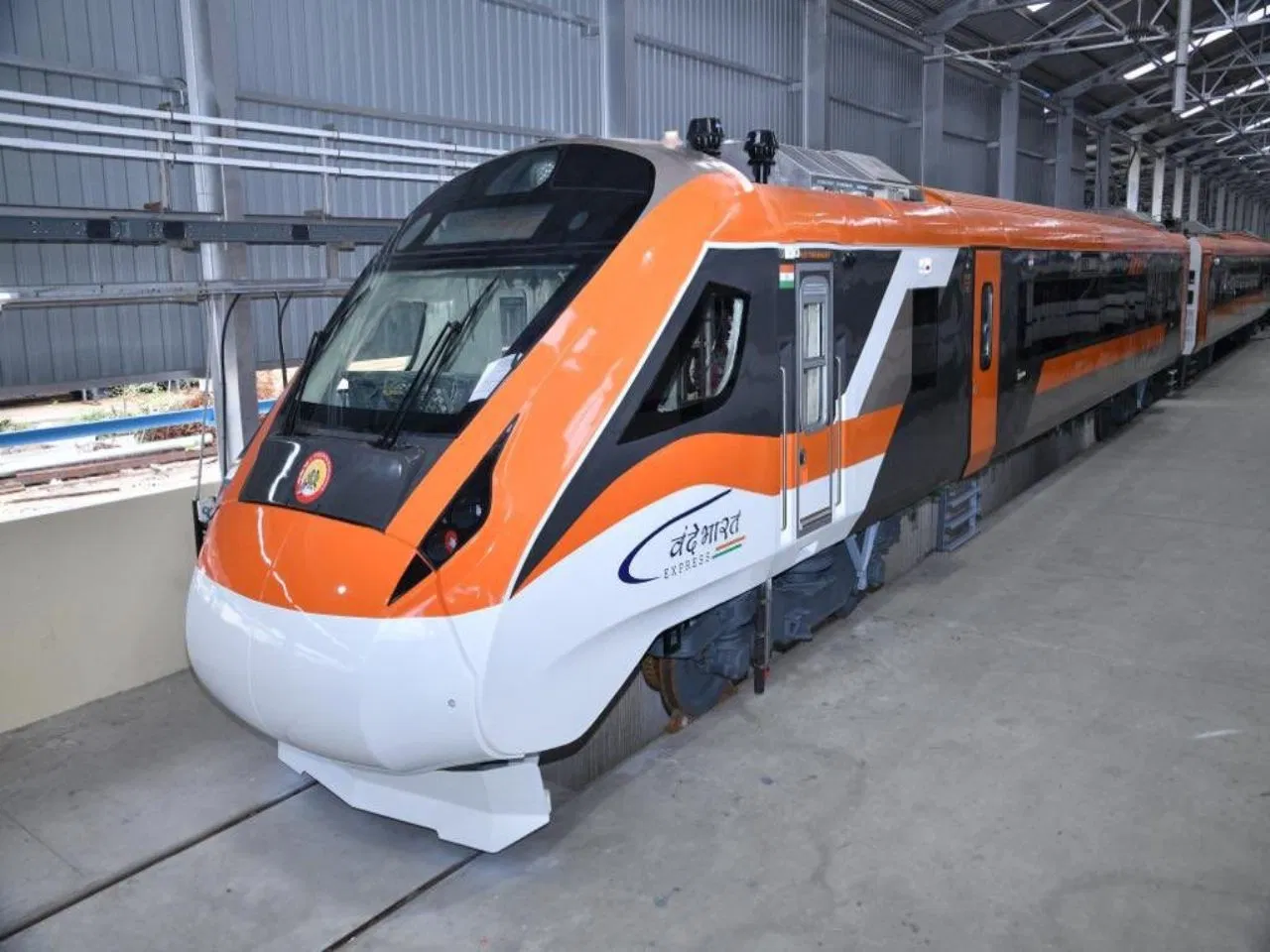 Exciting News! Indian Railways to Launch New Vande Bharat Express in Kerala!m