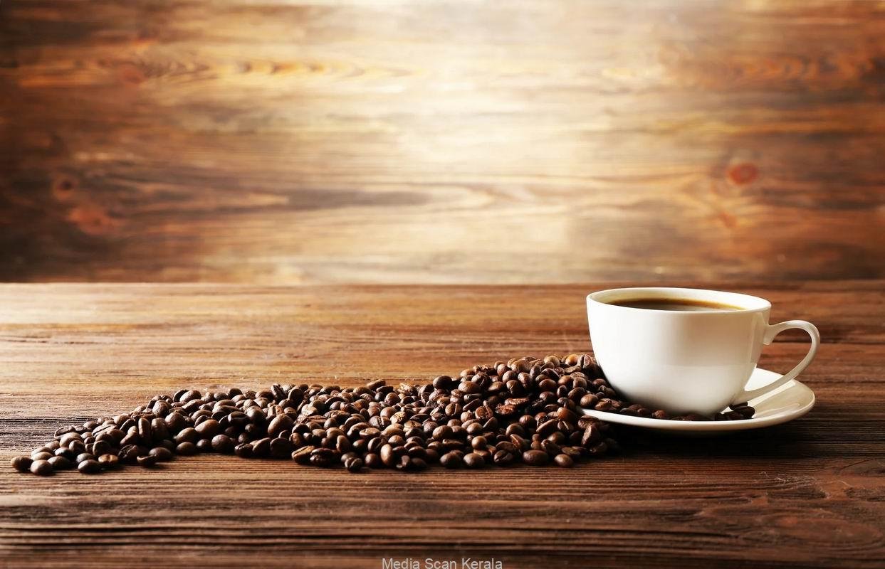 Optimizing Your Coffee Break: When and How Much to Drink